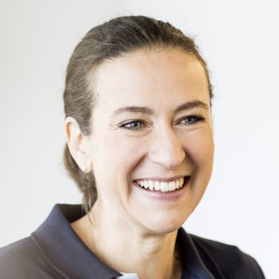 Profilfoto von Dr. med. dent. Julia Heufelder-Schätzle
